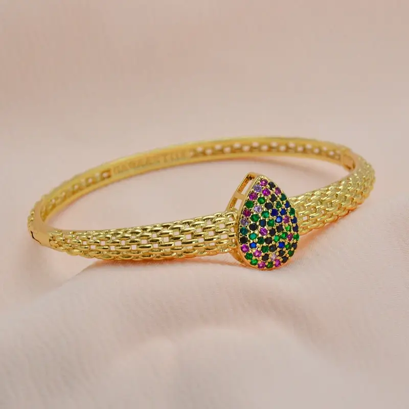 طقم حبة اللوز الملونة Amande coloree