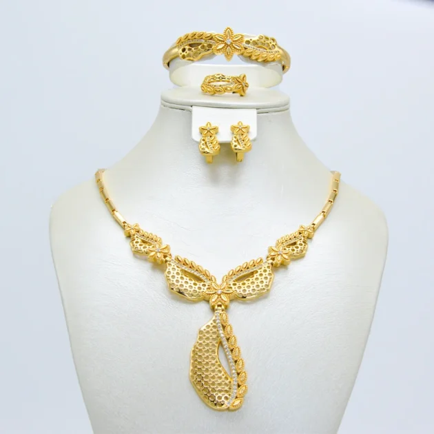 PARURE plaqué or luxueux