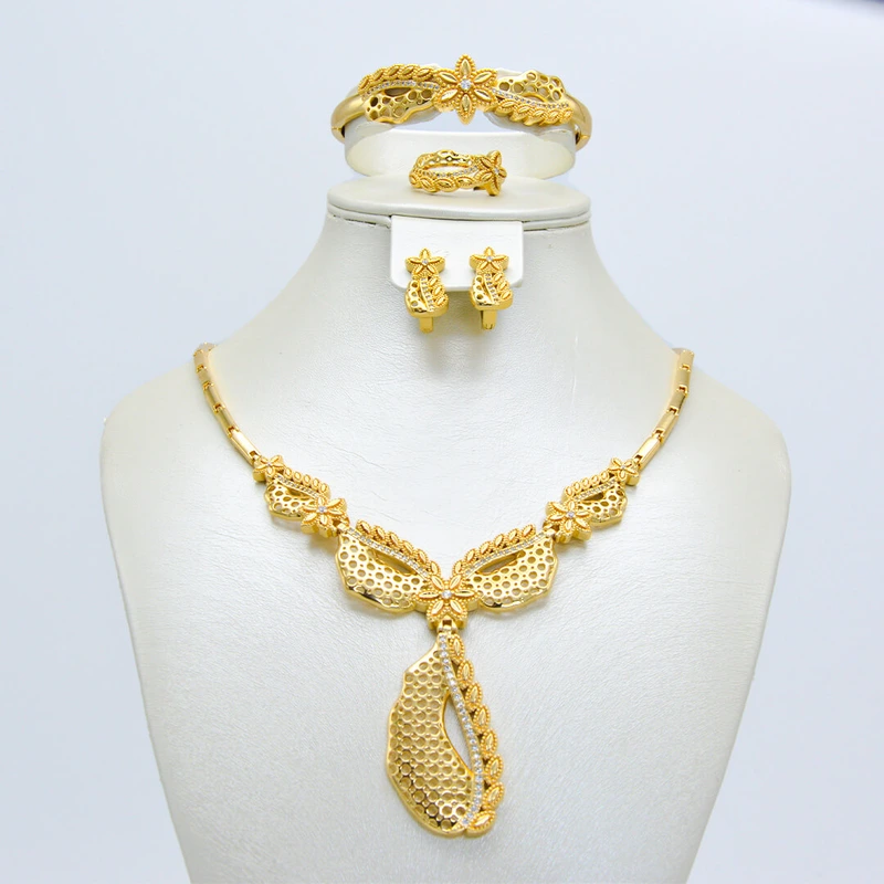 PARURE plaqué or luxueux