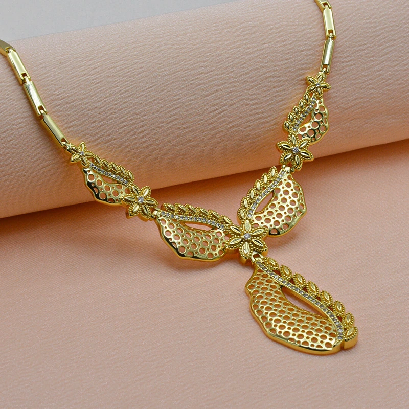 PARURE plaqué or luxueux