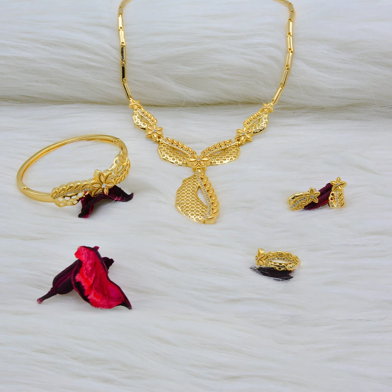 PARURE plaqué or luxueux